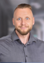 Daniel Friedrich (Store Manager)