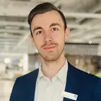 Giuseppe De Caro (Store Manager)